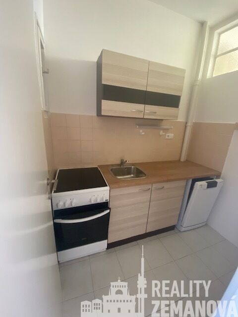 2+1, Šeříková, Praha, 50 m² - 2