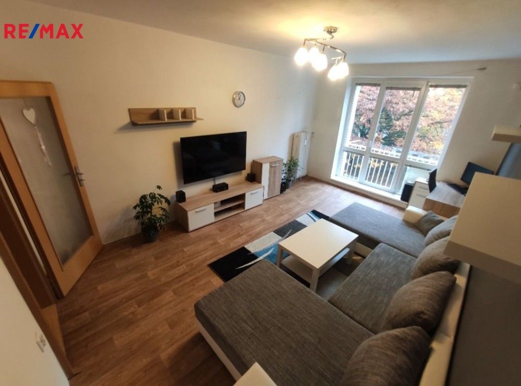 2+1, Vítězslava Nezvala, Most, 55 m²