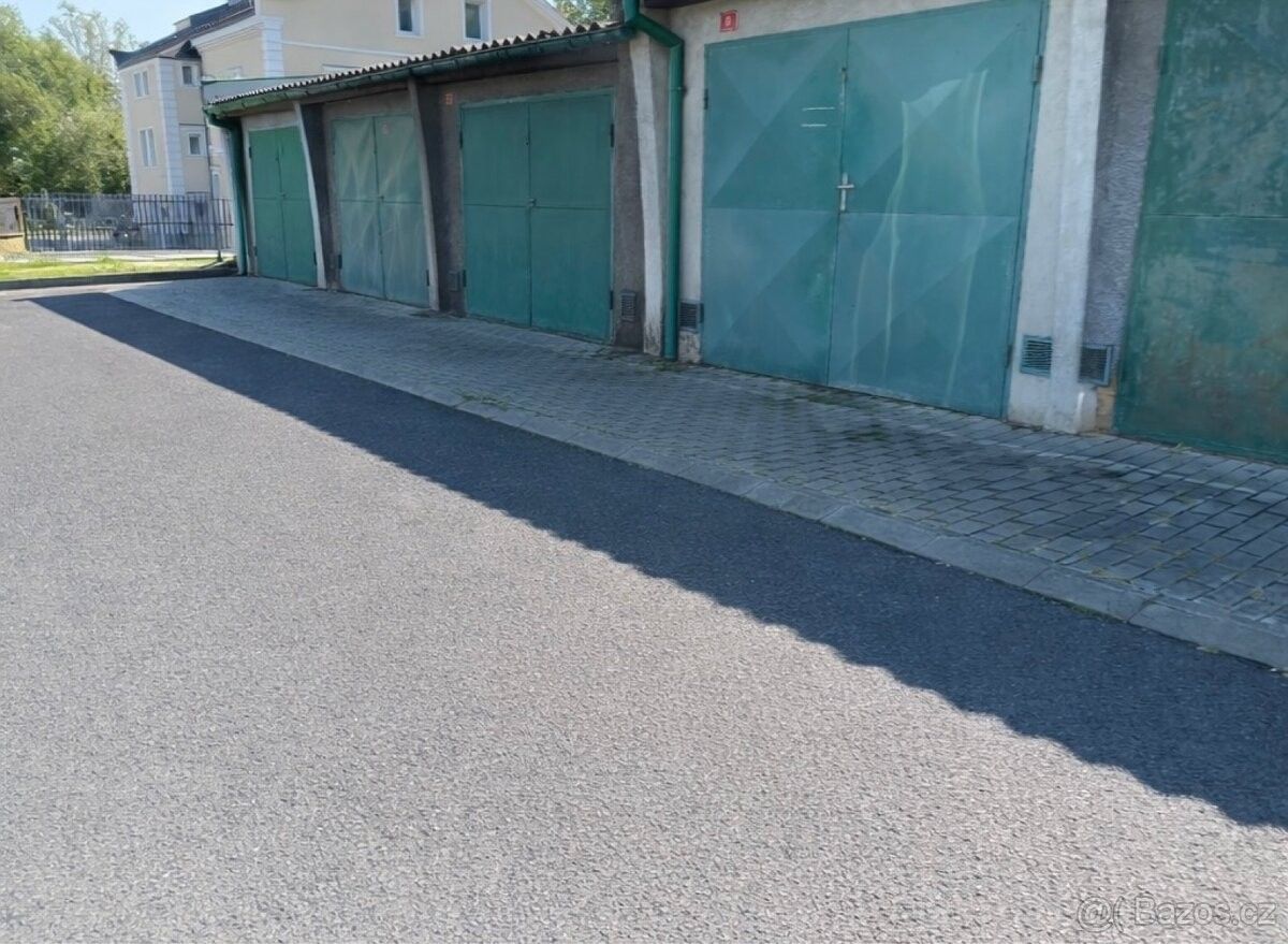 Garáže, Horní Slavkov, 357 31