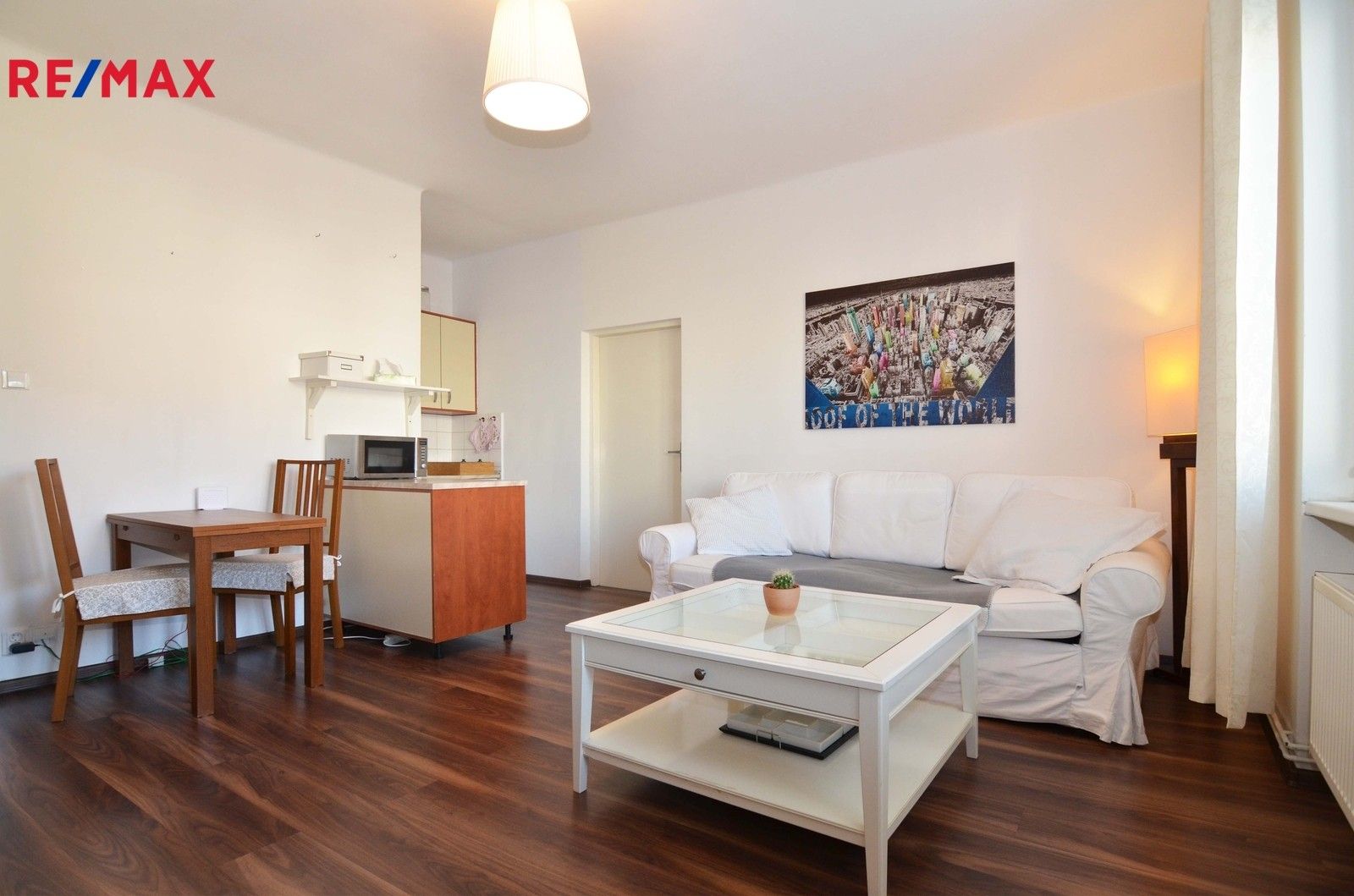 Pronájem byt 2+kk - Plzeňská, Praha, 41 m²