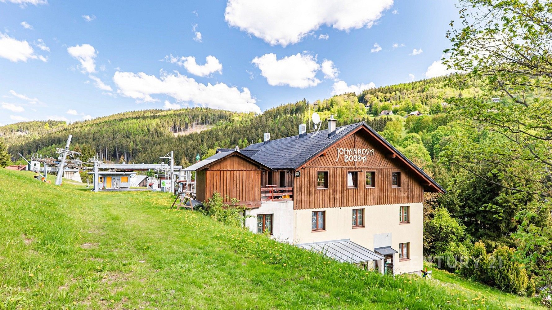 Ubytovací zařízení, Vrchlabí - Hořejší Vrchlabí, okres Trutnov, Královéhradecký kraj, 844 m² - 1