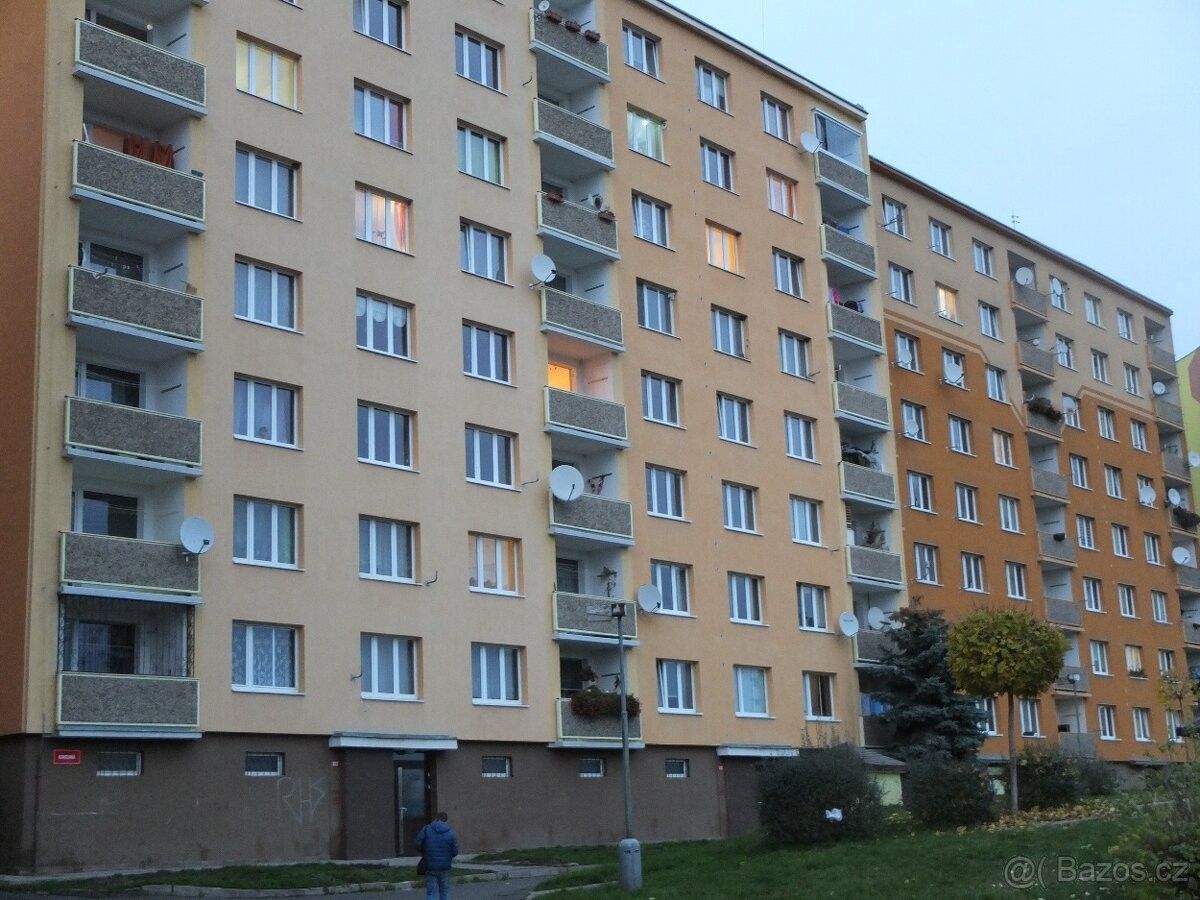 3+1, Chomutov, 430 01, 77 m²