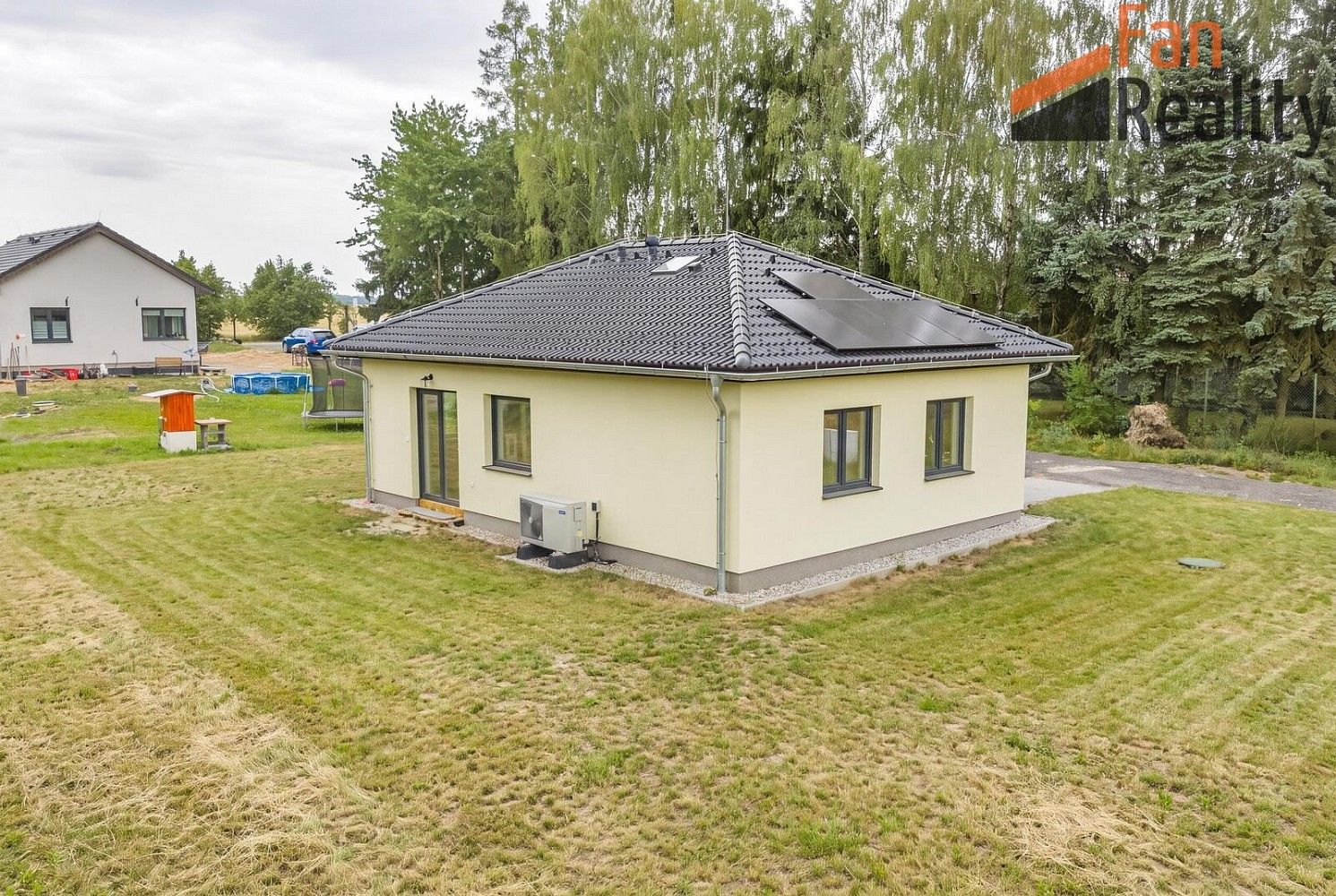 Rodinné domy, Luštěnice, okres Mladá Boleslav, Středočeský kraj, 68 m² - 1