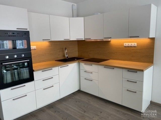 3+kk, K Meteoru, Hradec Králové, 65 m²