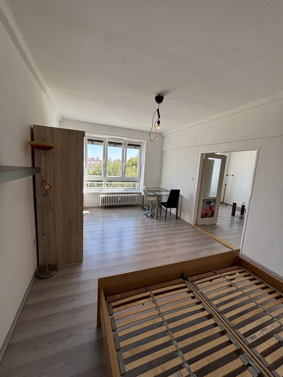 Pronájem byt 2+1 - Chelčického, Hradec Králové, 55 m²