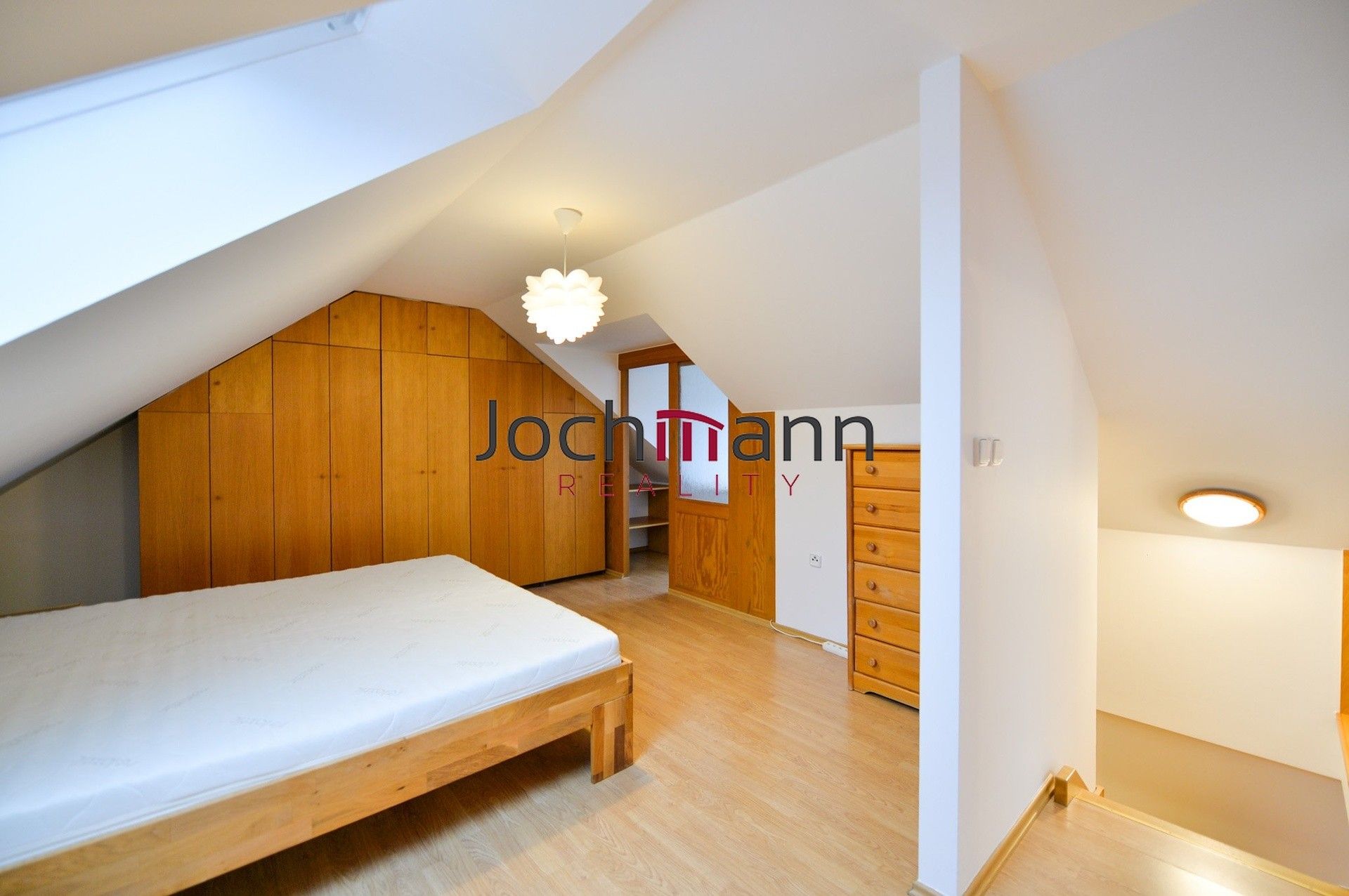 Pronájem byt 3+kk - Lidická tř., České Budějovice, 122 m²