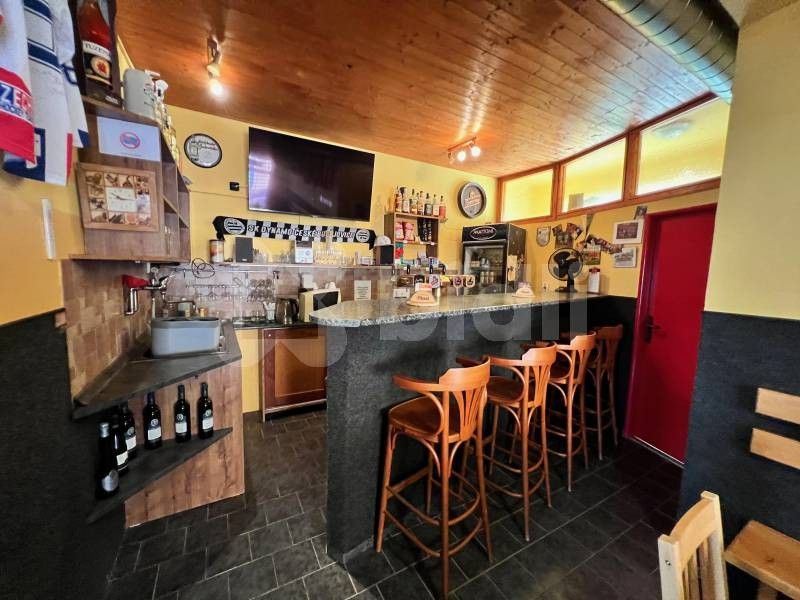 Pronájem obchodní prostory - Dukelská, České Budějovice, 75 m²