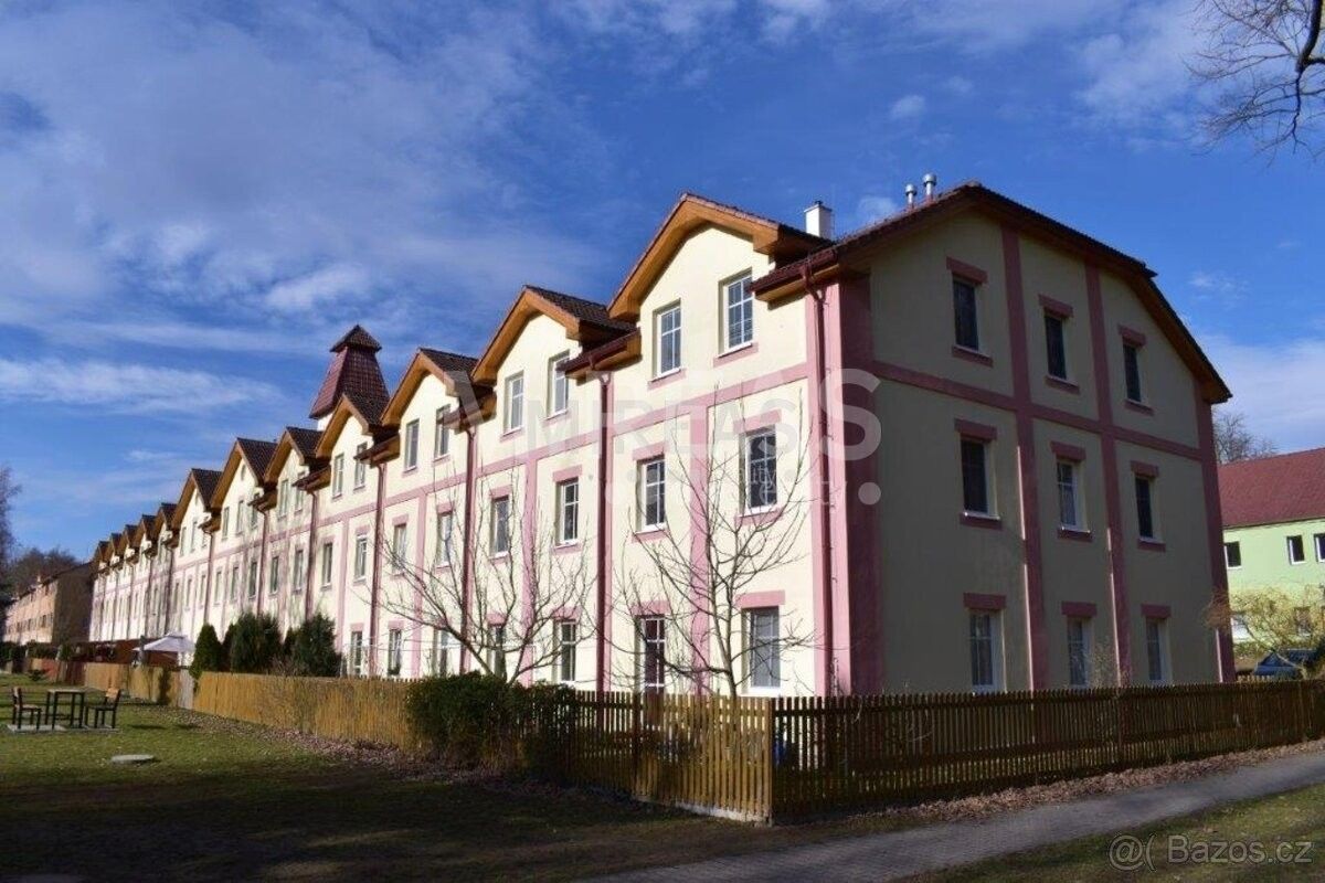 Byty, Milovice nad Labem, 289 24