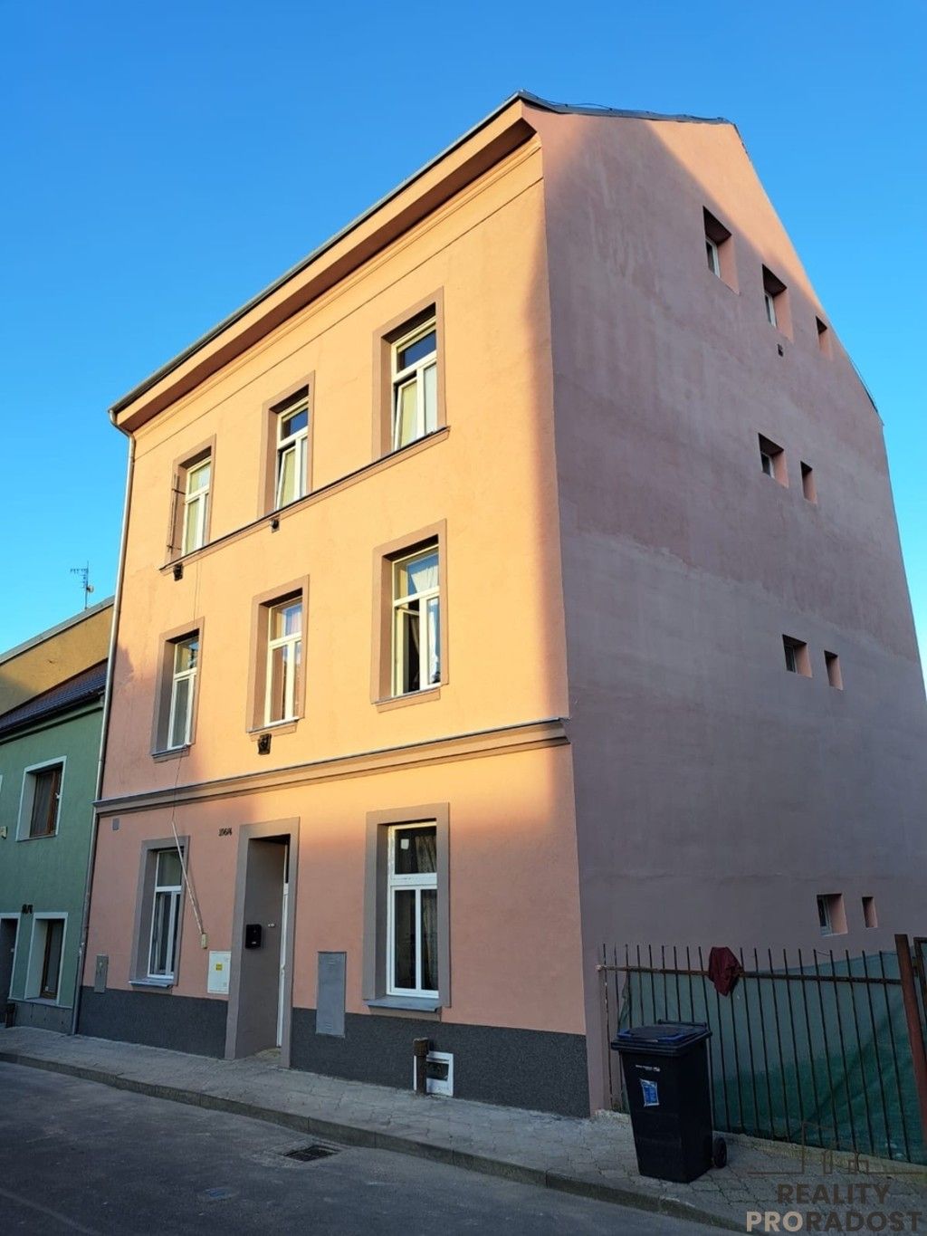 Prodej rodinný dům - U Mlýnského potoka, Trmice, 400 m²