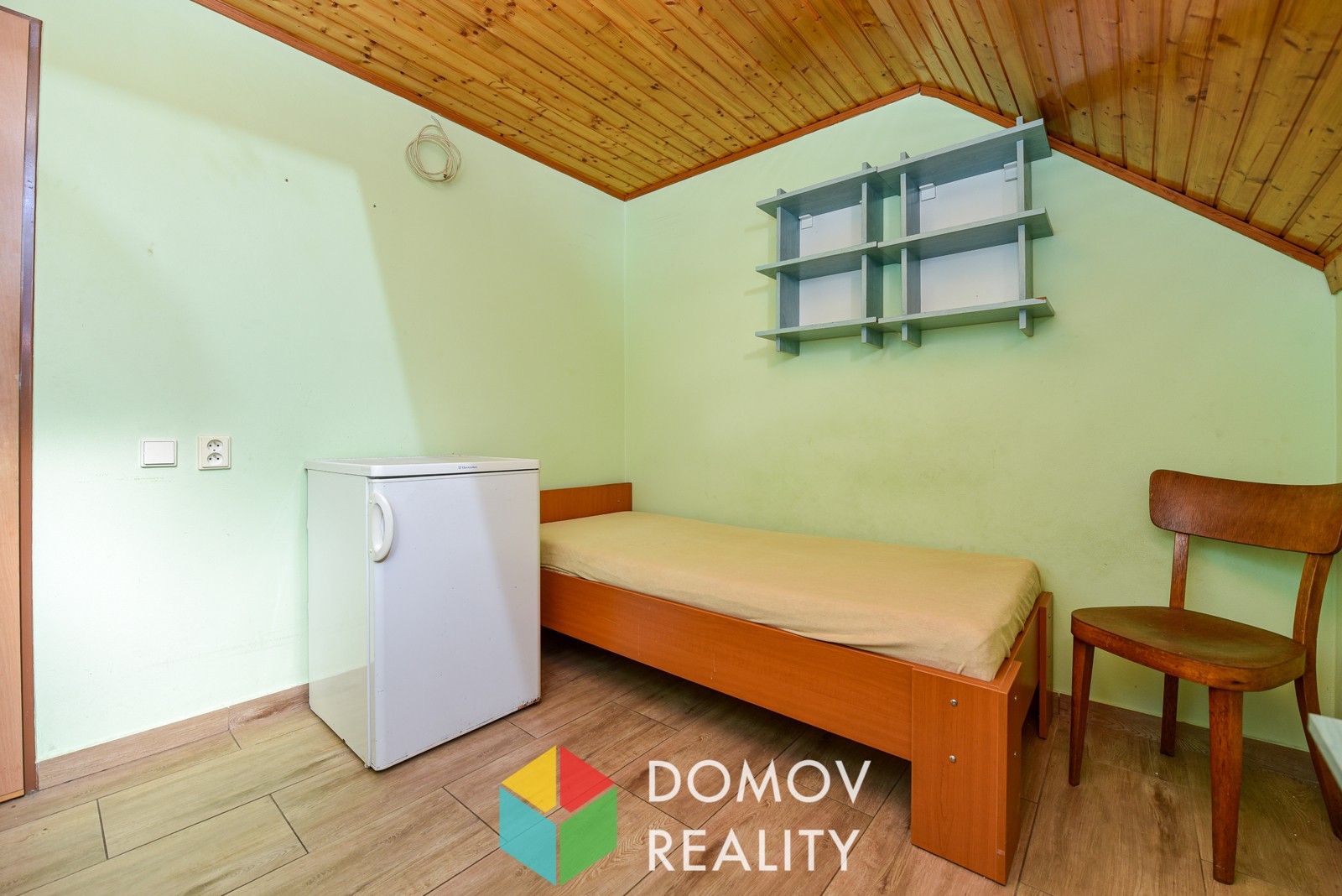 Pronájem byt - , Týček, 10 m²