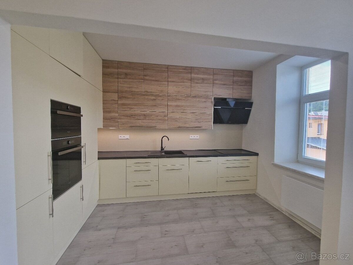 Prodej byt - Krnov, 794 01