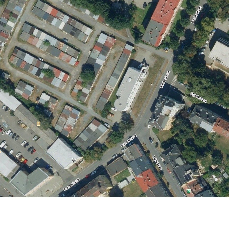 Garáže, Opava, 746 01