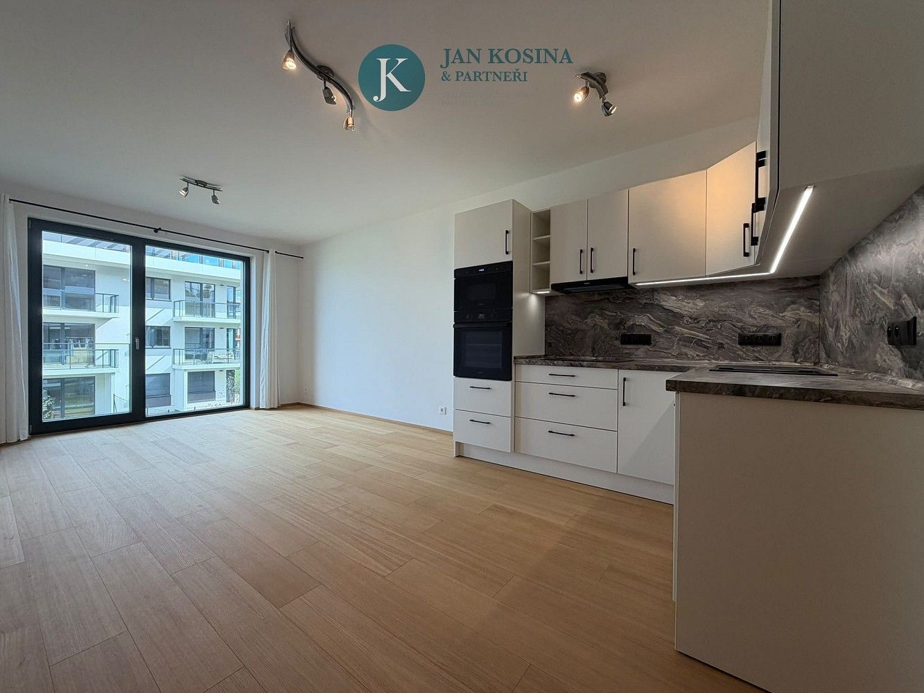 Pronájem byt 2+kk - Praha - Dolní Chabry, okres Praha 8, Hlavní město Praha, 51 m² - 2