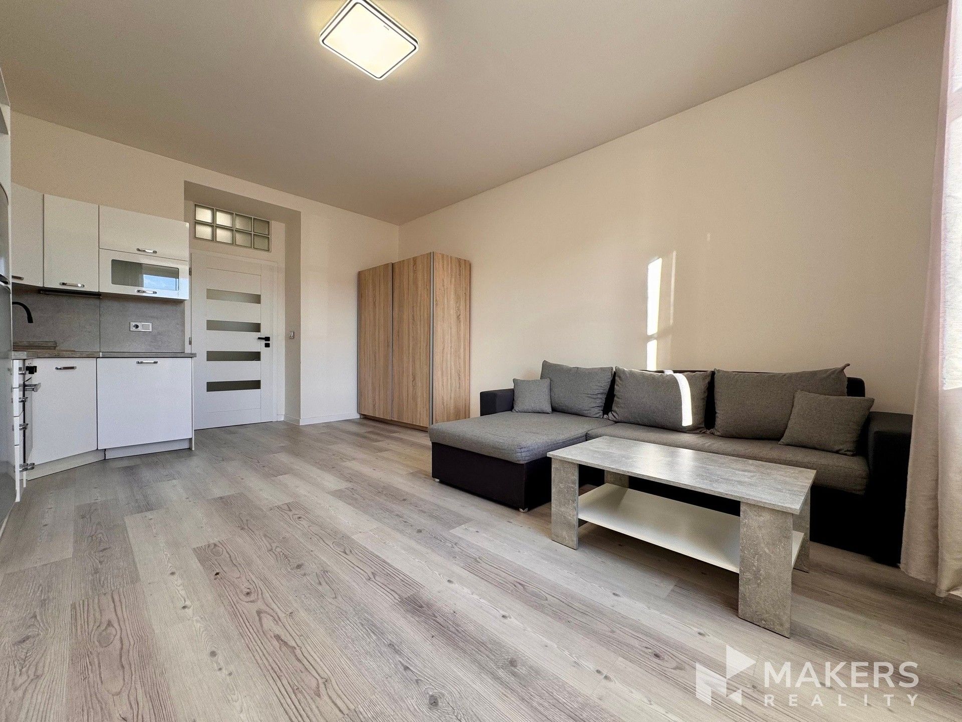 1+kk, Na rozcestí, Praha, 29 m² - 1