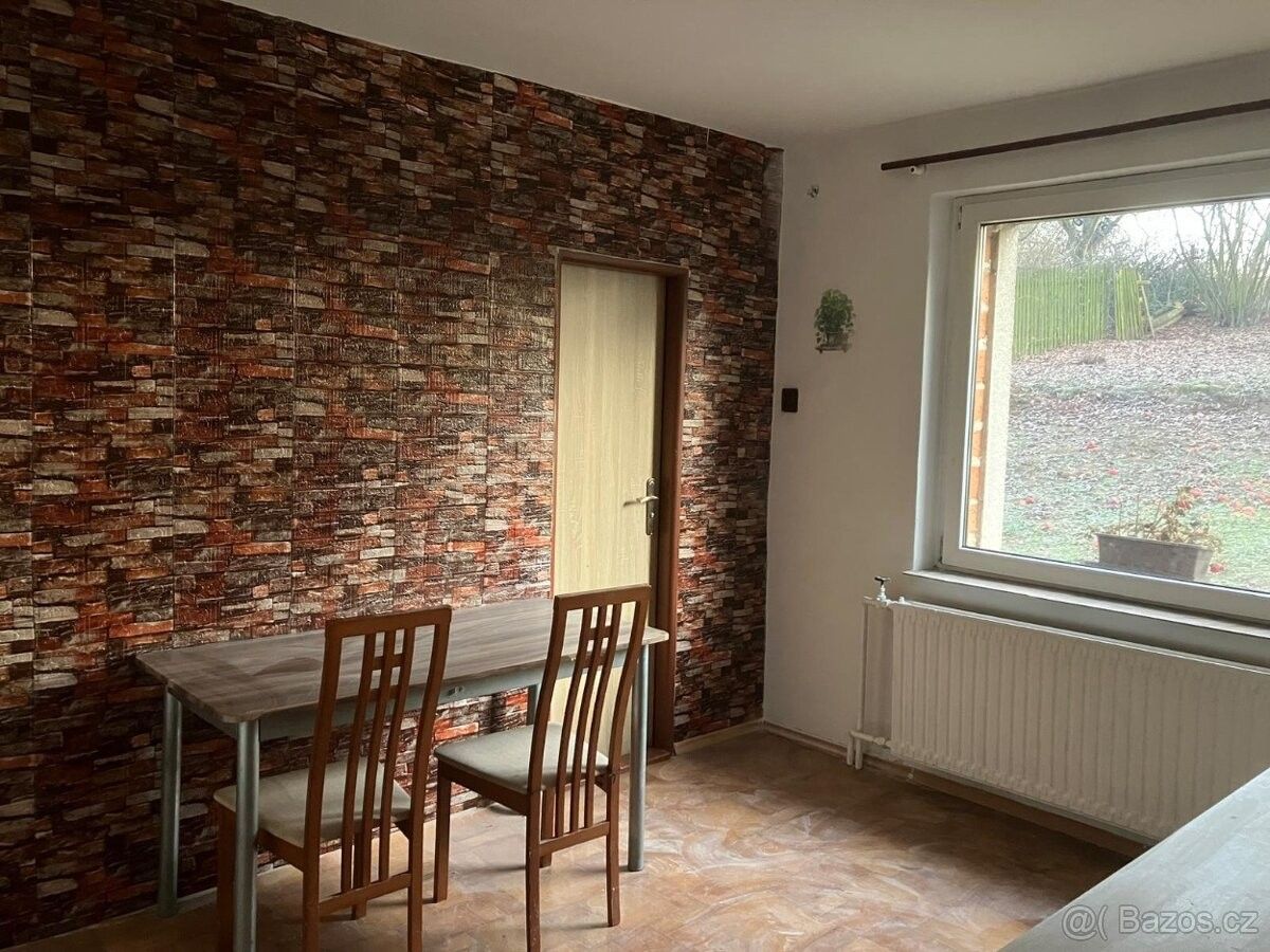 Pronájem rodinný dům - Dolní Bousov, 294 04