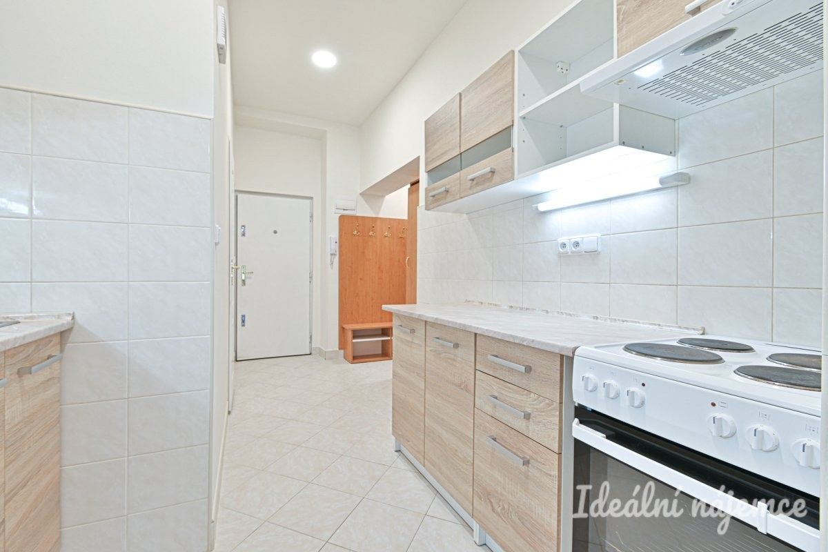 1+1, Antonínská, Brno, 38 m²