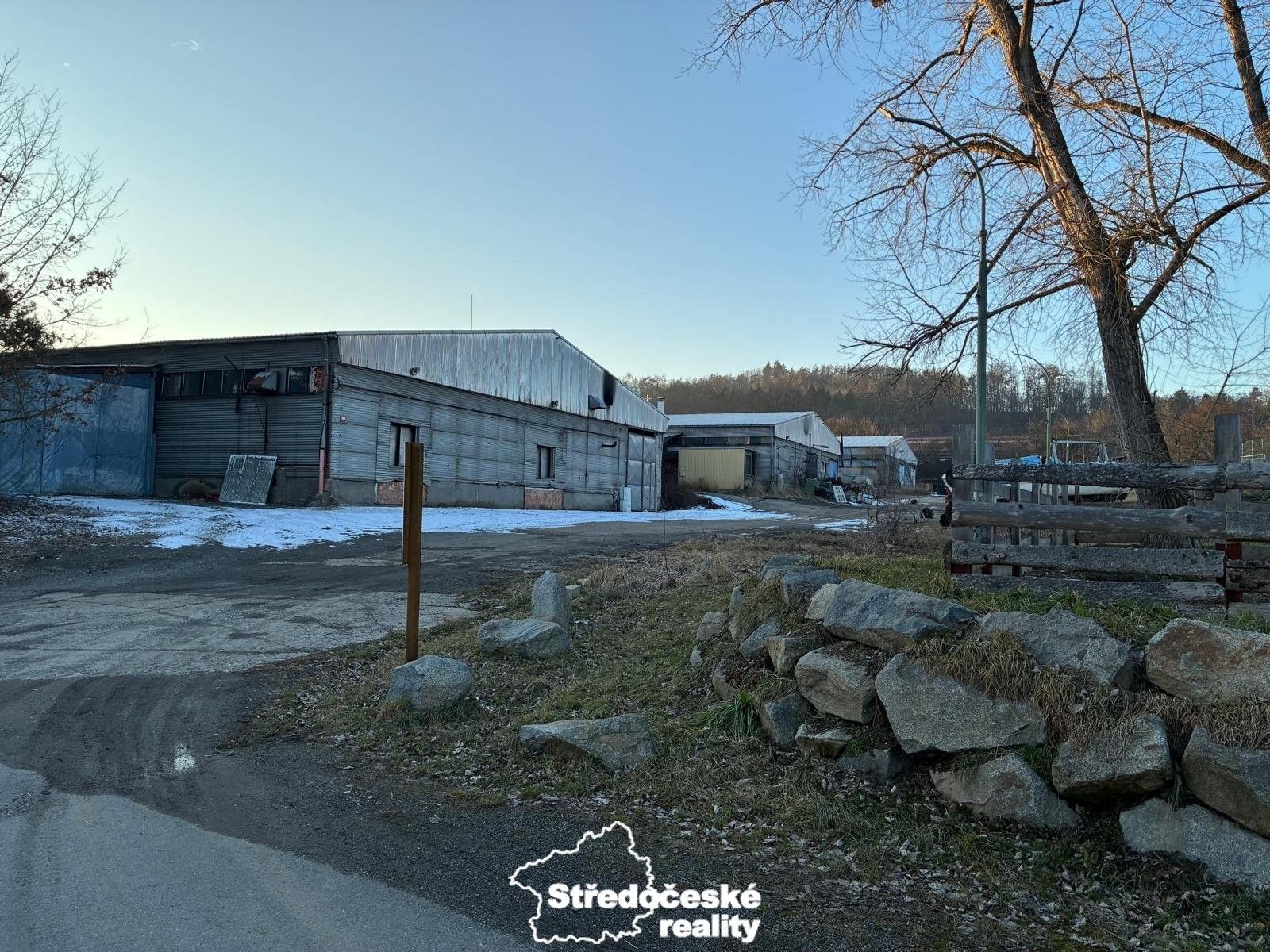 Sklady, Slapy, 1 m²