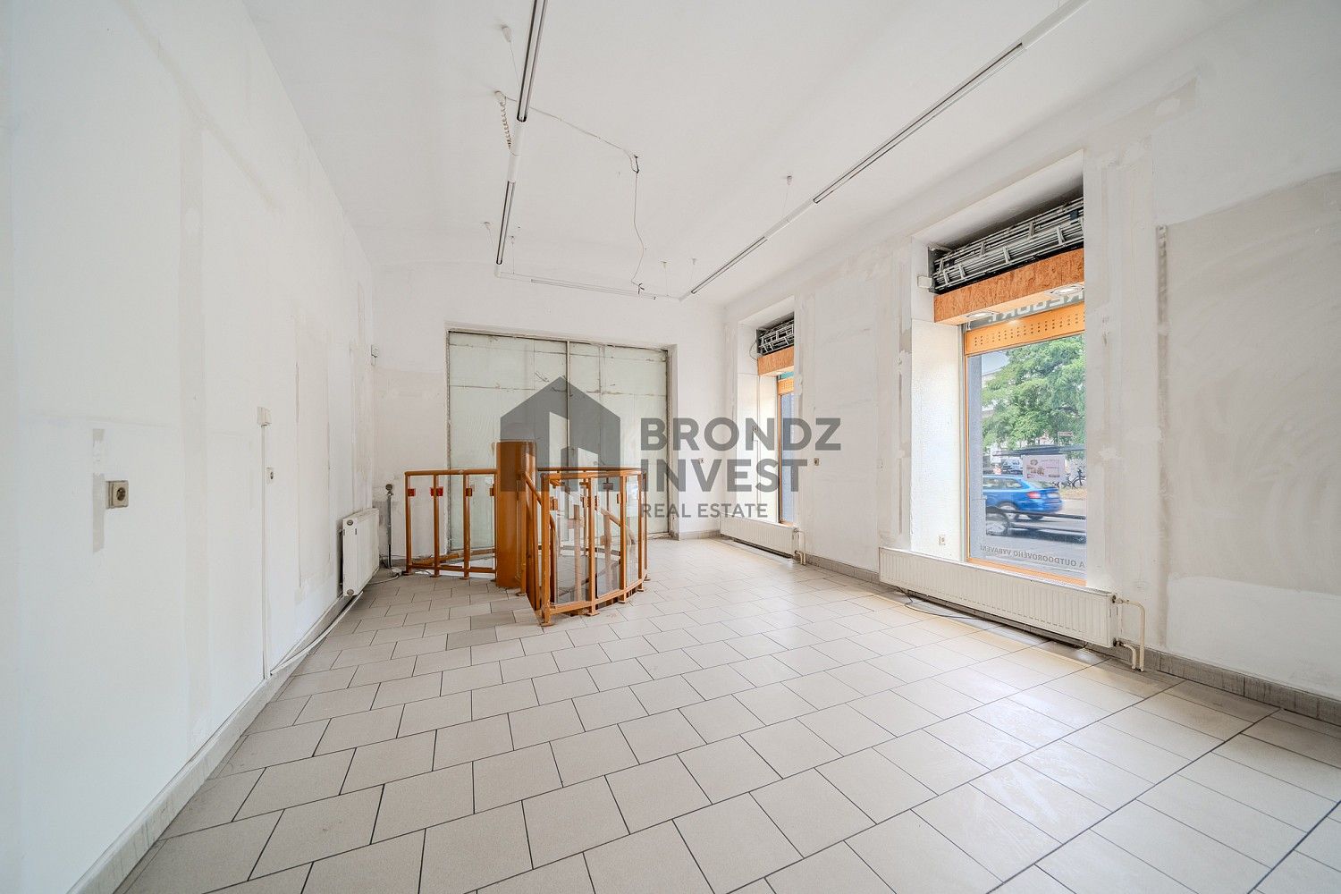 Obchodní prostory · 124 m² · Praha - Nové Město, Hlavní město Praha - 4