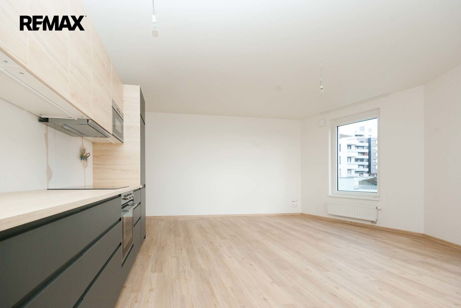 Pronájem byt 2+kk - Ferrariho 3091, Praha Stodůlky, 67 m² - 5