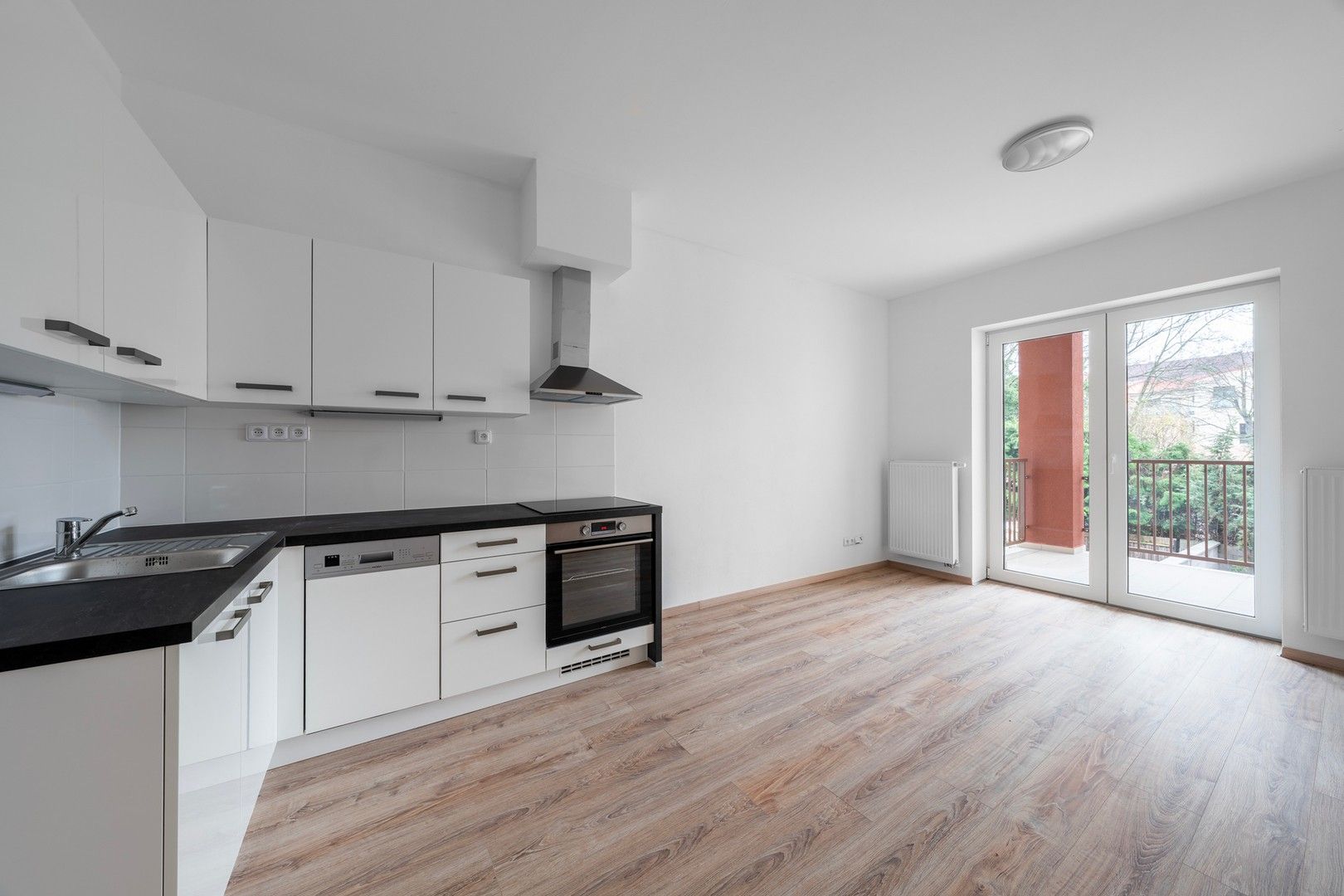 Pronájem byt 2+kk - Skrétova, Plzeň, 41 m²