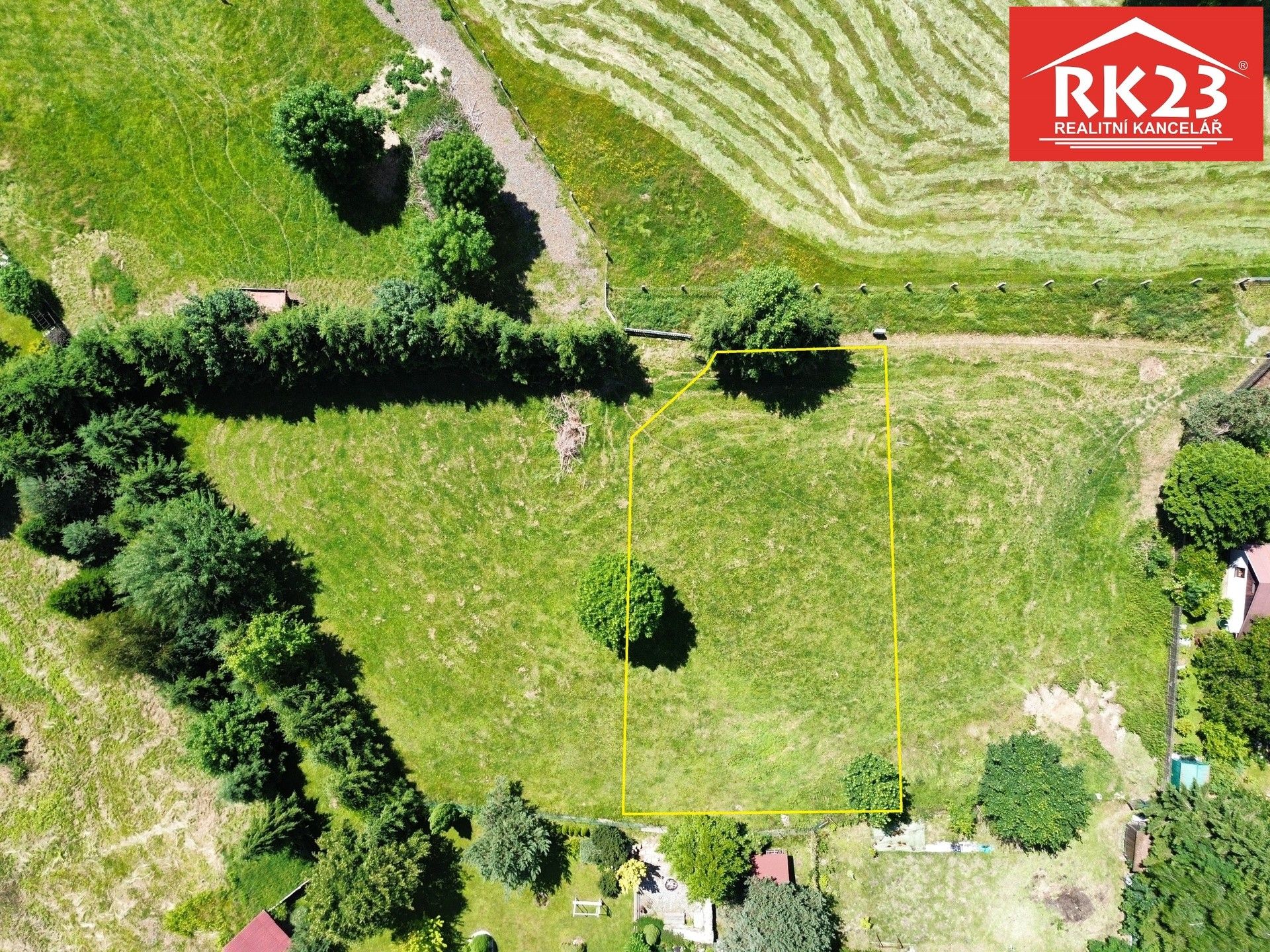 Prodej pozemek pro bydlení - Zádub-Závišín, 943 m²