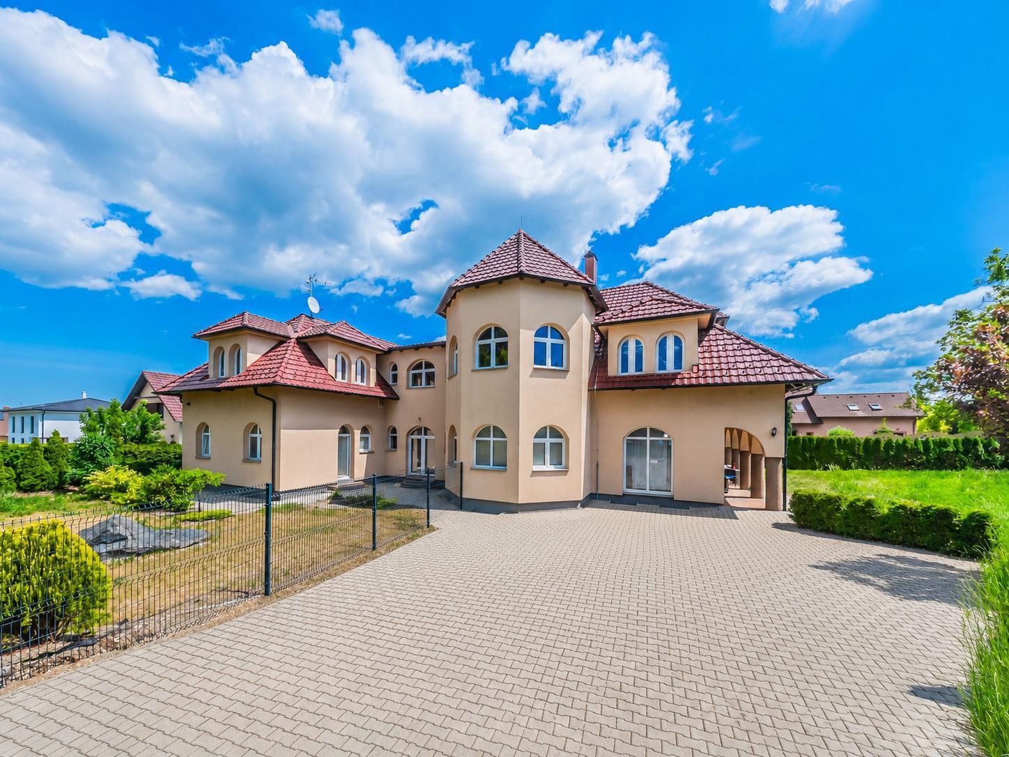 4+1, Topolová , Buštěhrad, 129 m² - 2