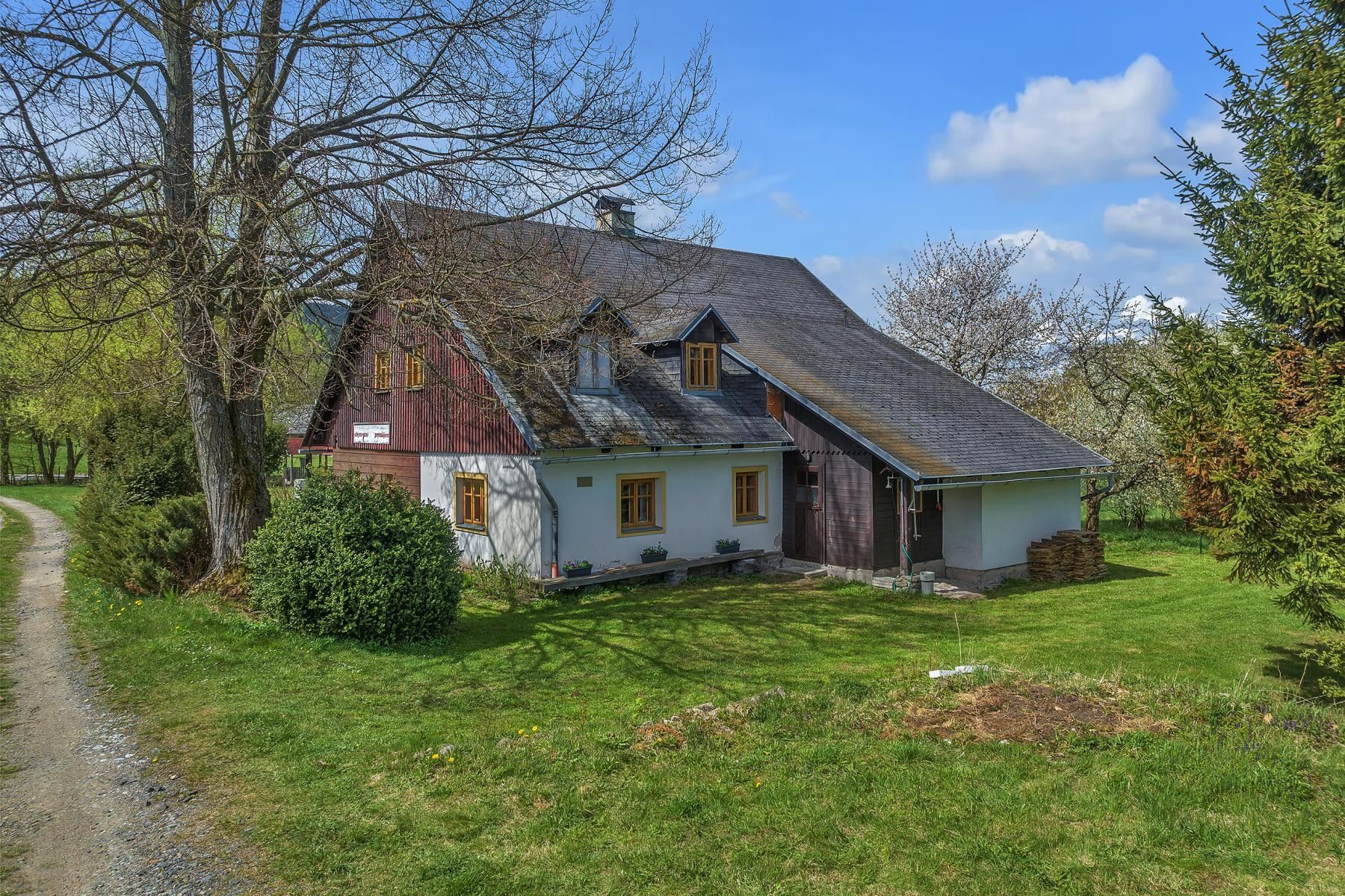 Chalupy, Dolní Boříkovice, Králíky, 254 m²