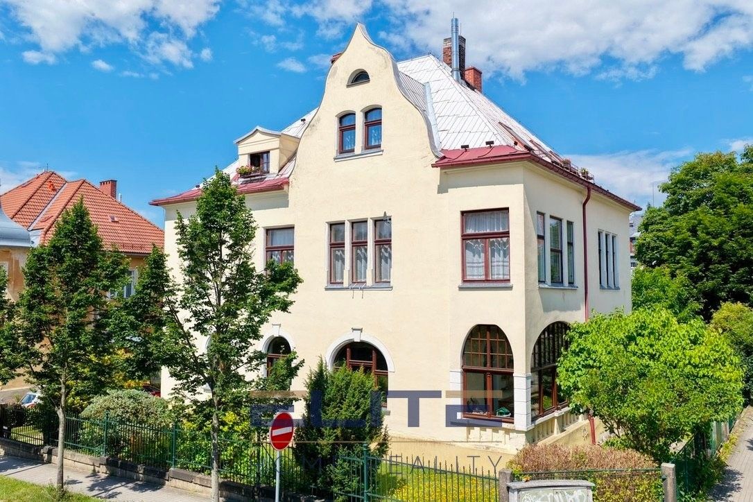 4+1, Mozartova 724, Liberec I-Staré Město, 133 m² - 1