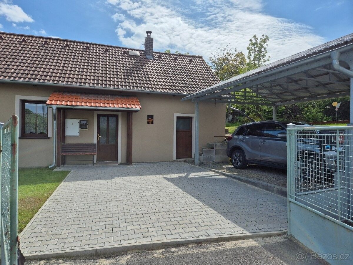 Rodinné domy, Králův Dvůr u Berouna, 267 01 - 2