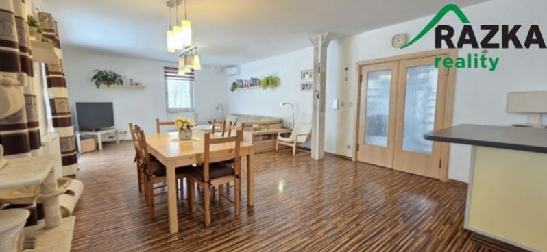 Rodinné domy, Studánka, 189 m²