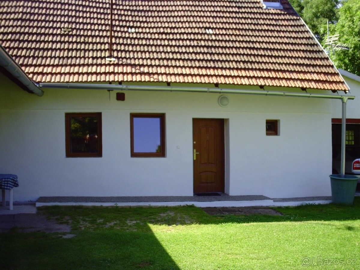 Prodej rodinný dům - Městec Králové, 289 03