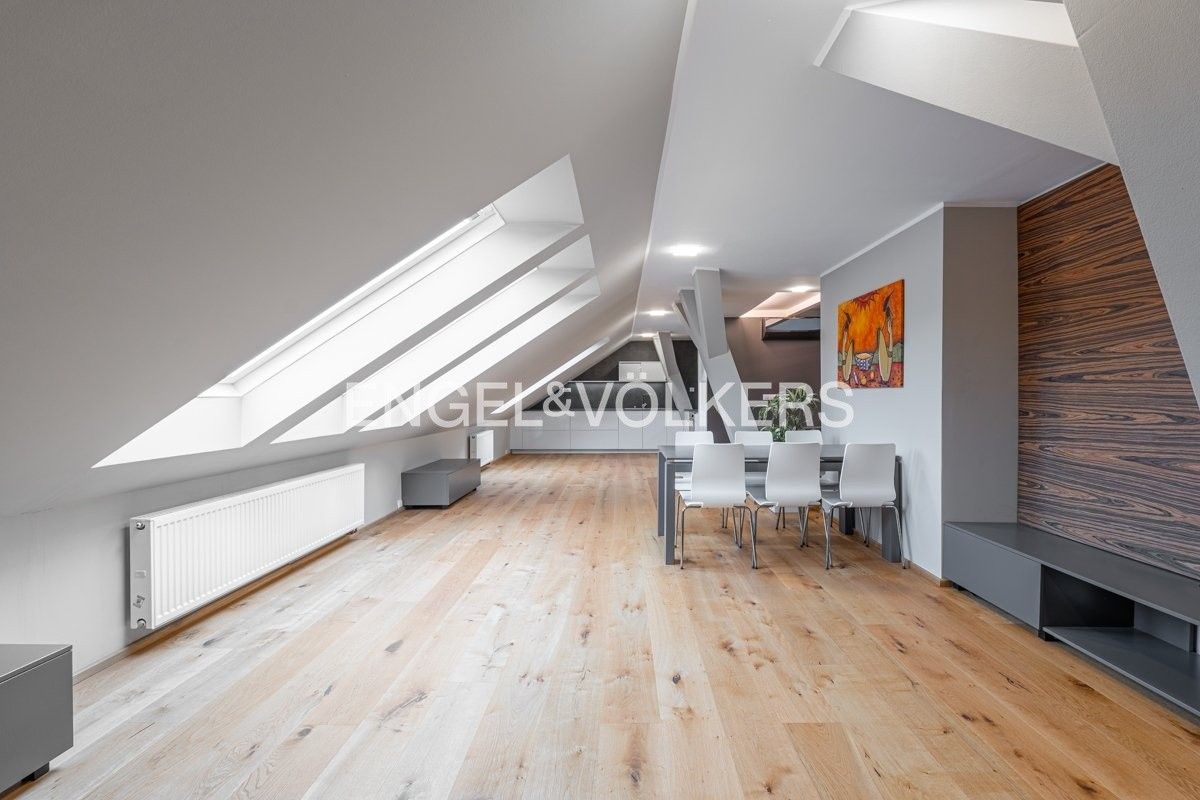 4+kk, Plzeňská, Praha, 135 m² - 1