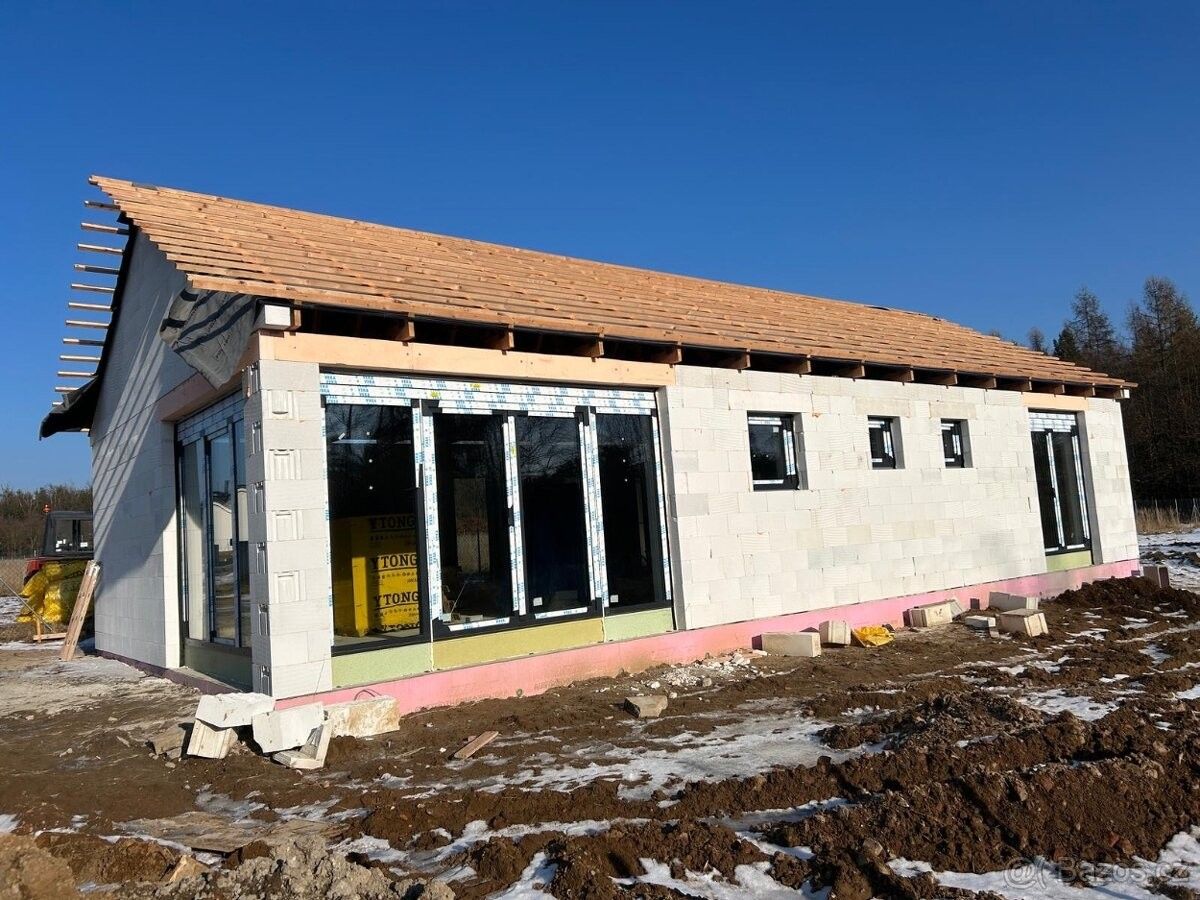 Rodinné domy, Mcely, 289 36