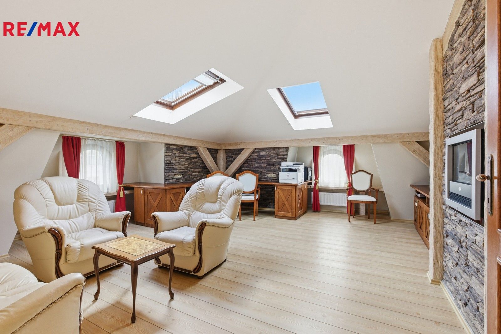 5+kk, Moskevská, Karlovy Vary, 149 m²