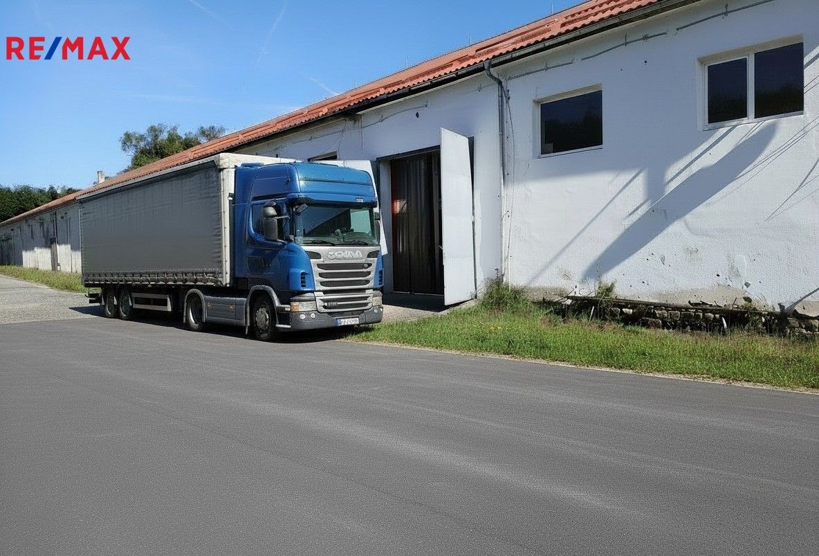 Pronájem komerční - U Sudárny, Hluboká nad Vltavou, 950 m²
