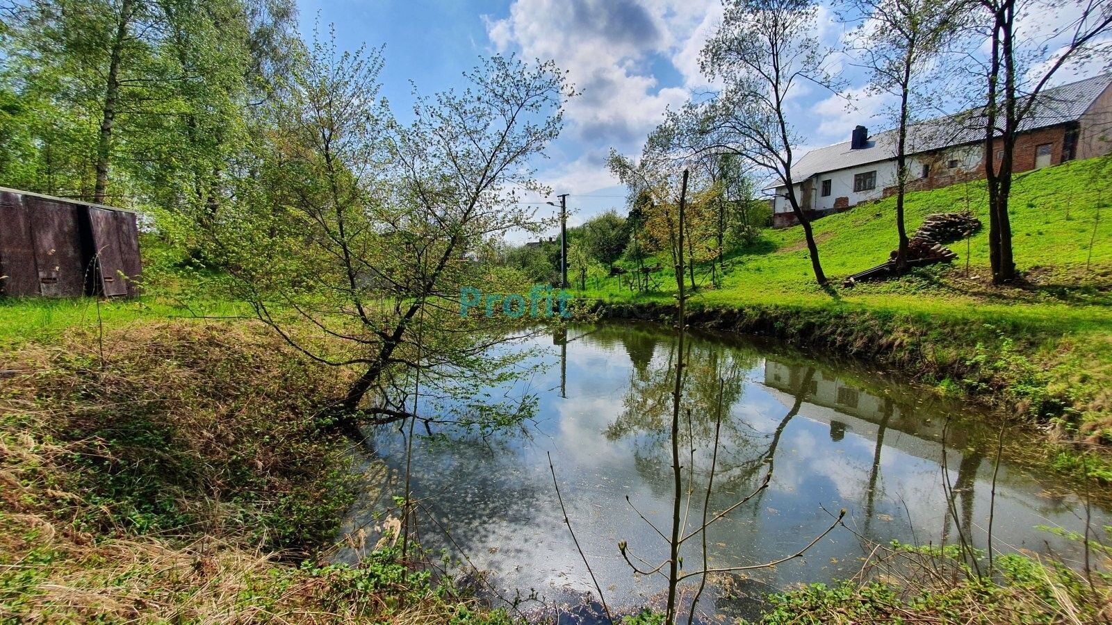 Pozemky pro bydlení, Kosov, 1 714 m²