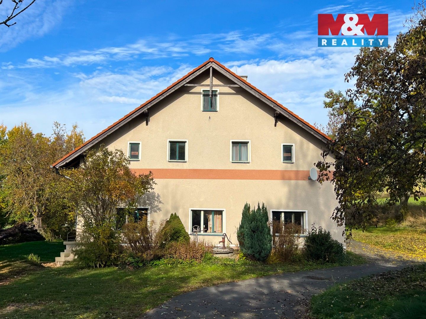 Prodej rodinný dům - Splž, Strážov, 260 m²