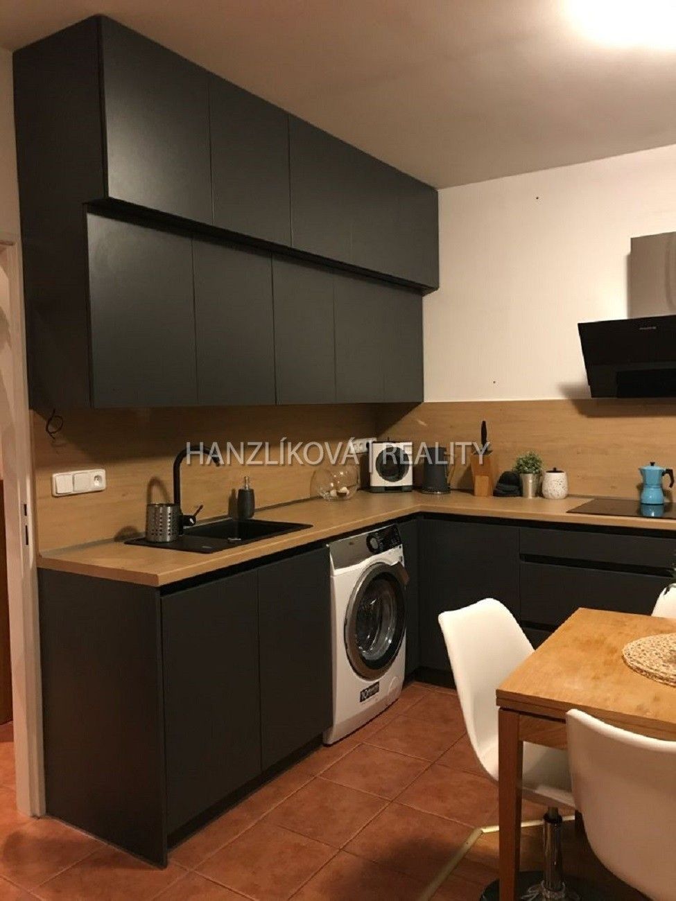 Pronájem byt 2+kk - Nádražní, České Budějovice, 60 m²