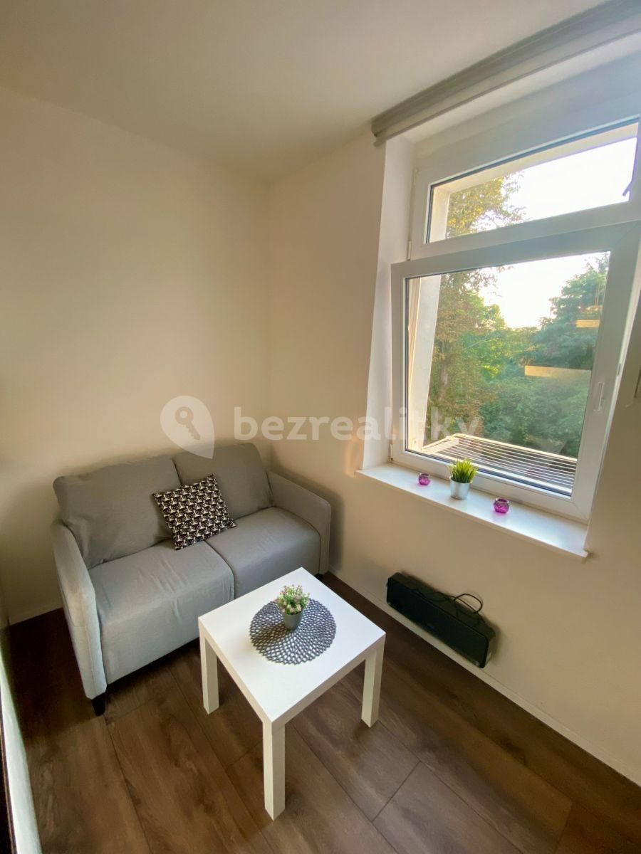 Byt 1+1 · 35 m² · Záběhlická, Praha - Záběhlice - 3