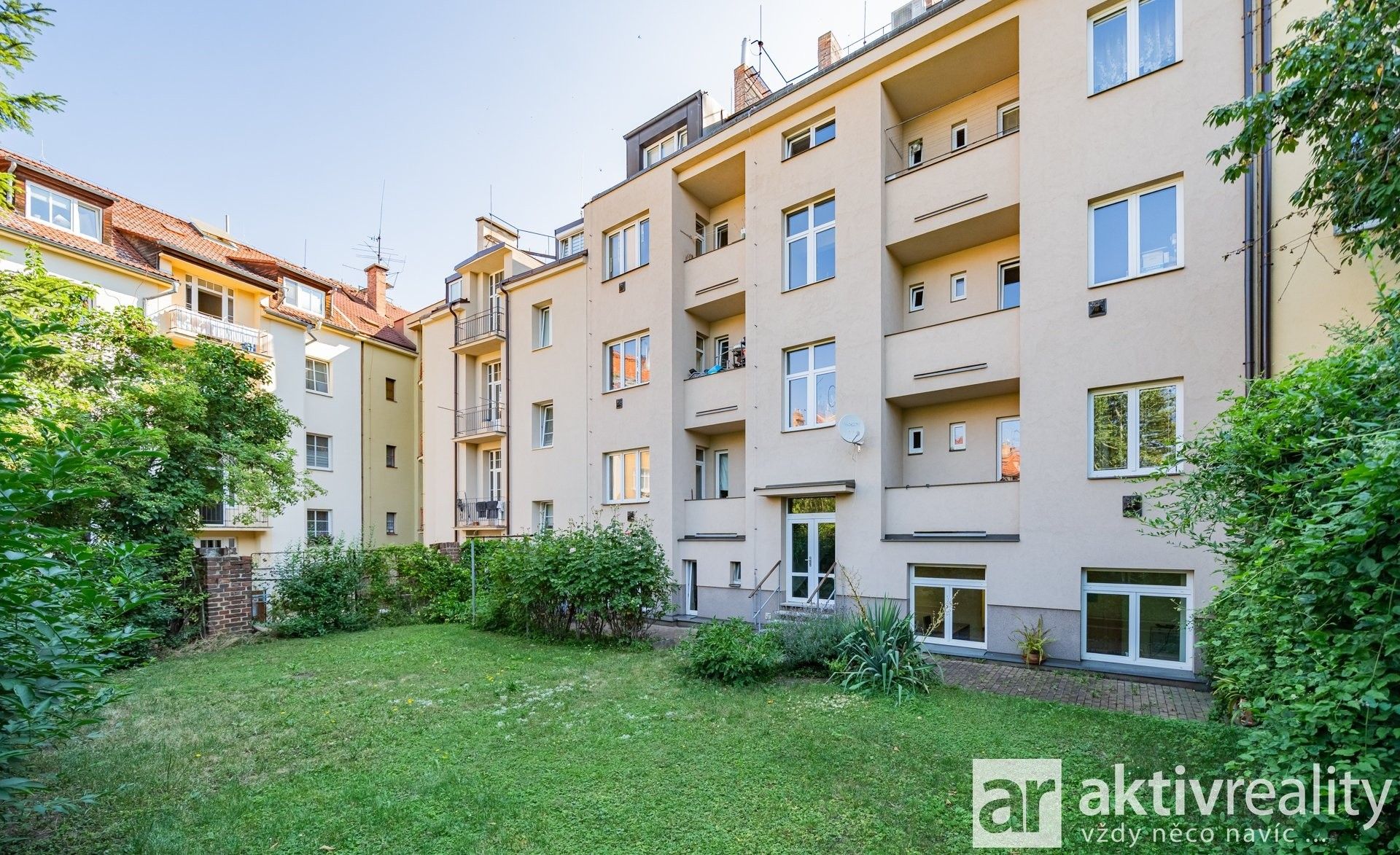 2+kk, Vykáňská, Praha, 55 m² - 1