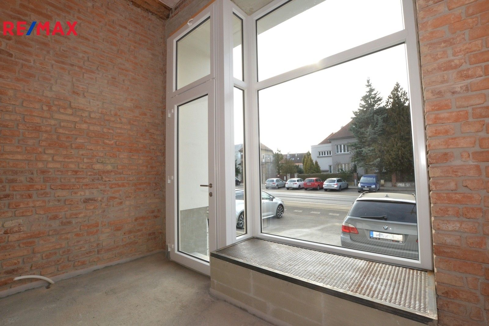 Pronájem obchodní prostory - Slovanská 1354, Plzeň, 41 m²