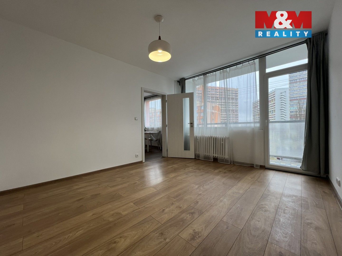 Pronájem byt 1+1 - Březenecká, Chomutov, 33 m²