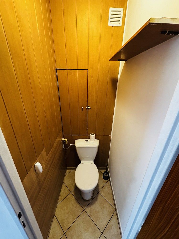 Byt 2+1 · 55 m² · 1. máje, Chodov, okres Sokolov - 4