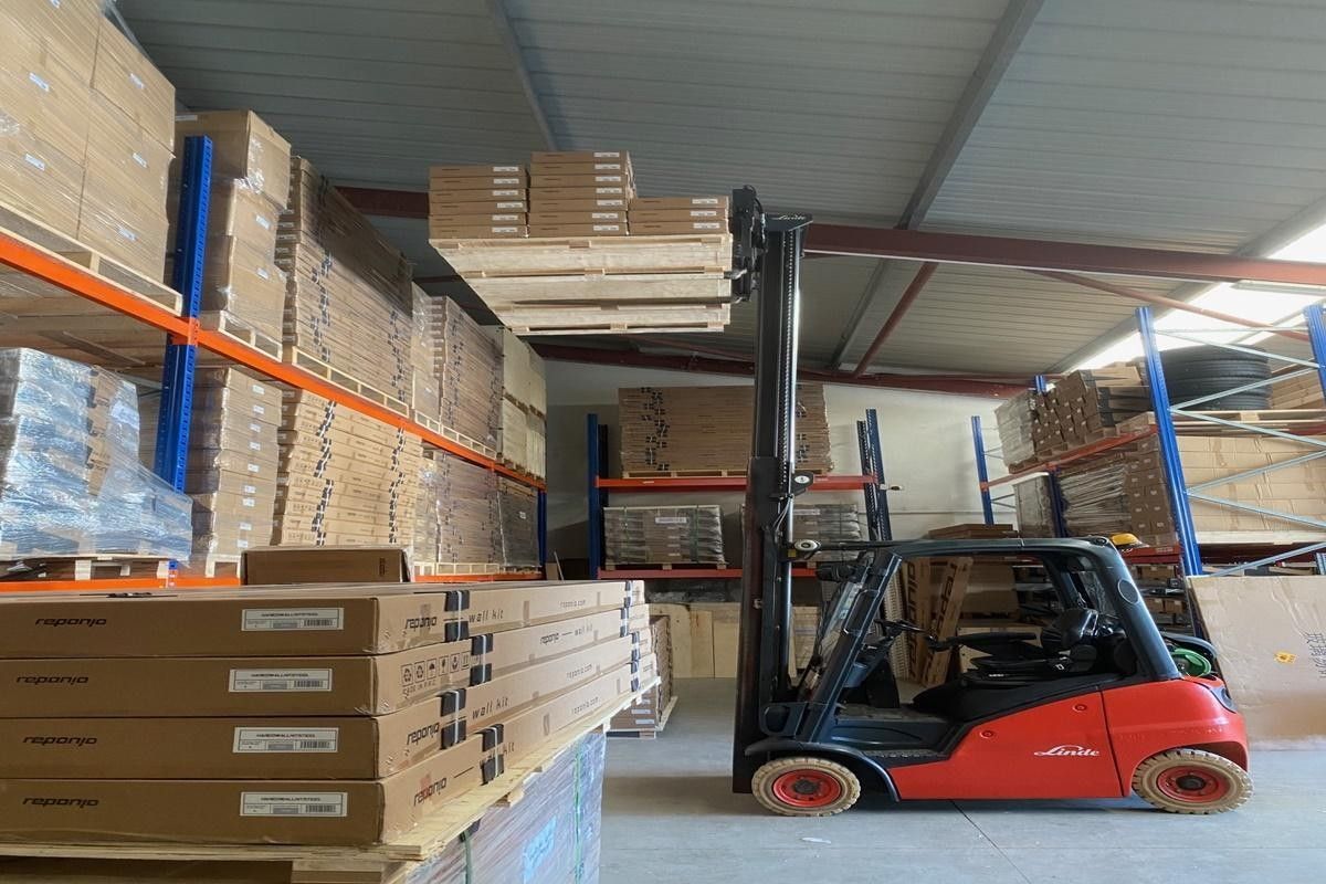 Pronájem sklad - Jesenická, Psáry, 280 m²