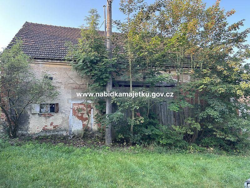 Zemědělské objekty, Horšovský Týn, okres Domažlice, 890 m² - 2