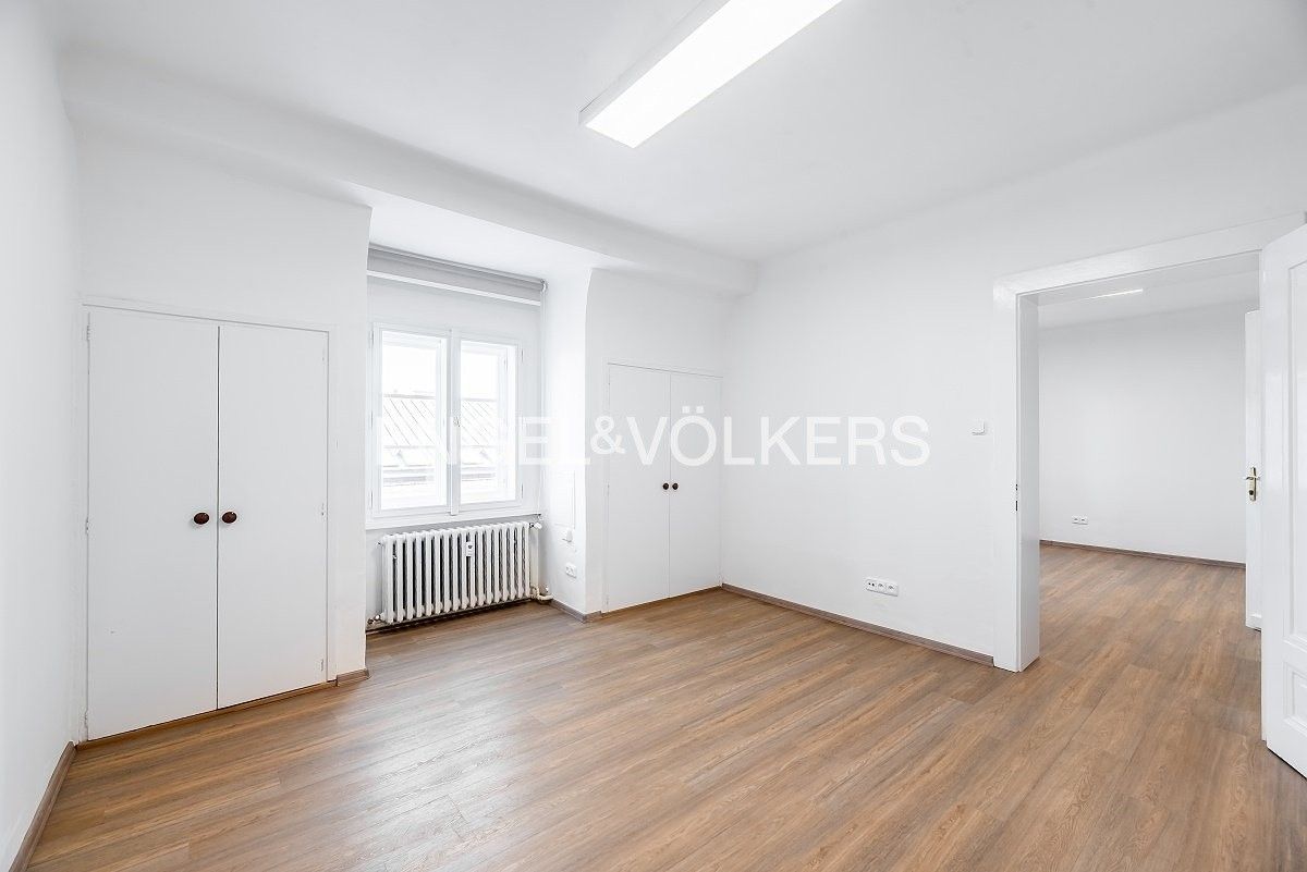 Pronájem kancelář - Vodičkova, Praha, 36 m²