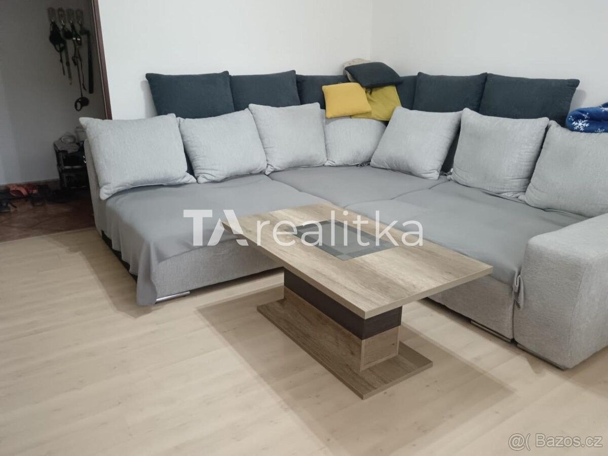 Byty, Ostrava, 700 30