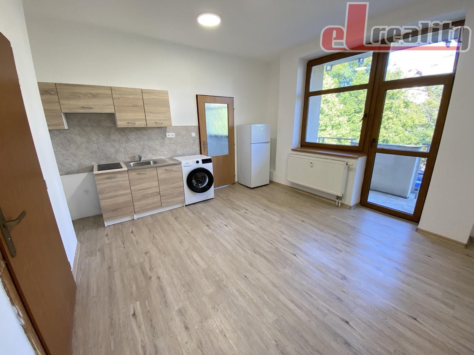 Pronájem byt 2+kk - Galašova, Hranice, 35 m²