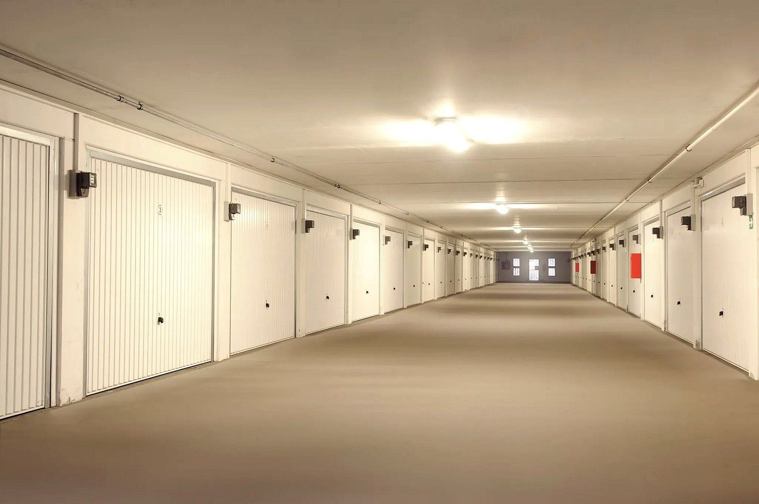 Prodej garáž - Brno, okres Brno-město, Jihomoravský kraj, 16 m² - 1