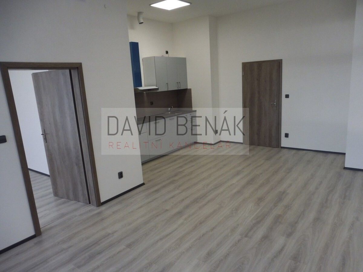 3+kk, Karla Tomana, Hradec Králové, 68 m² - 1